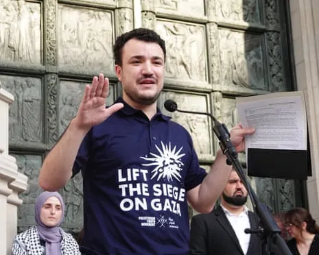 American Judge Directs Deportation of Pro-Palestinian Activist Due to Inaccurate Information on Green Card Application
