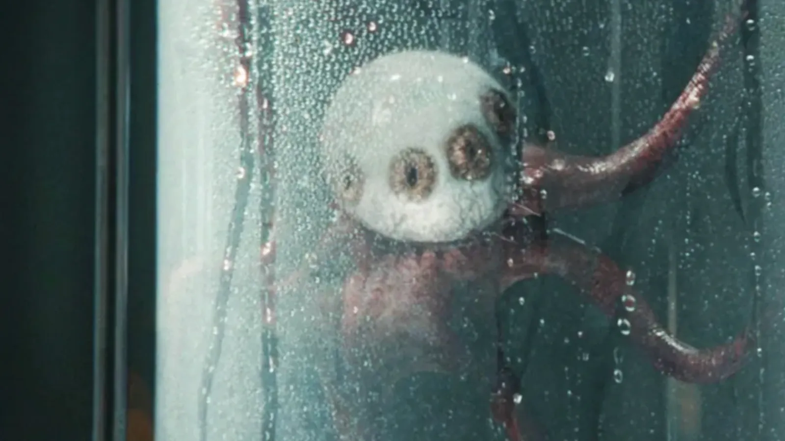 This Show's Ocular Creature Is More Terrifying Than Ever in Episode 7